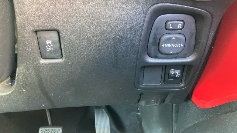 Toyota Aygo 1.0 VVT-i X-Play 3dr Petrol Hatchback